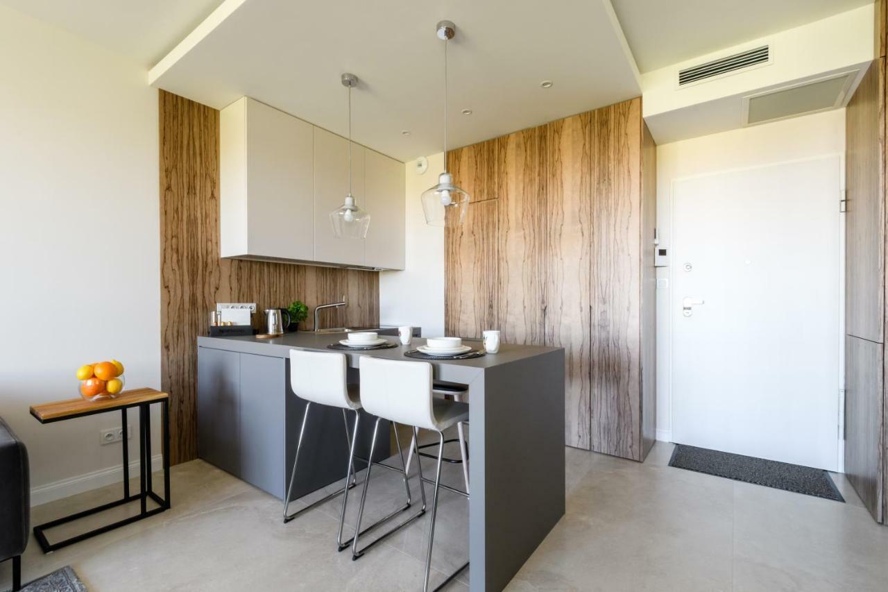 Luxlux Apartments Afara Варшава Екстер'єр фото