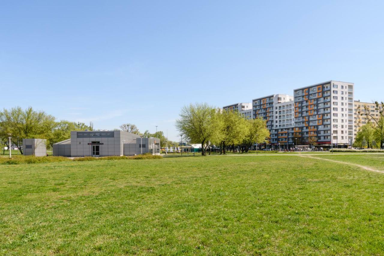 Luxlux Apartments Afara Варшава Екстер'єр фото