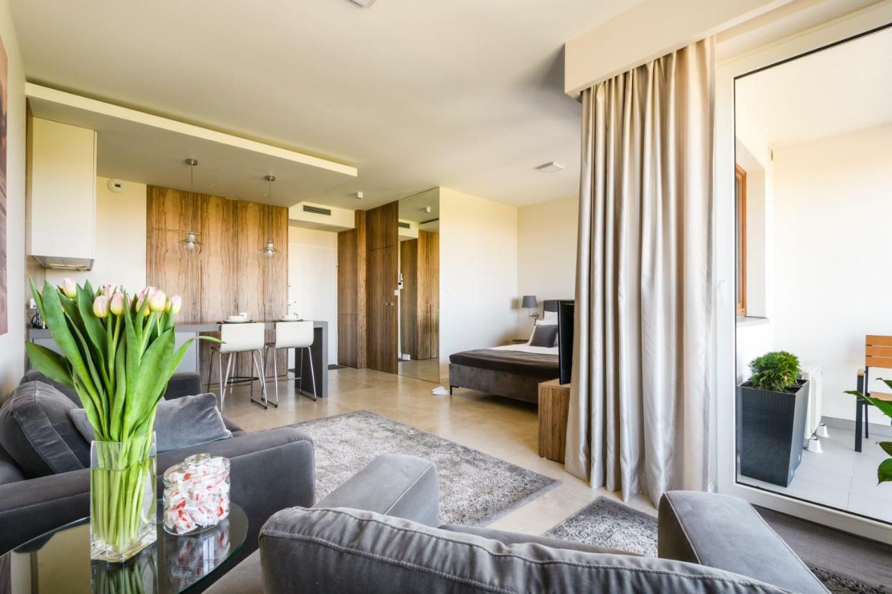 Luxlux Apartments Afara Варшава Екстер'єр фото